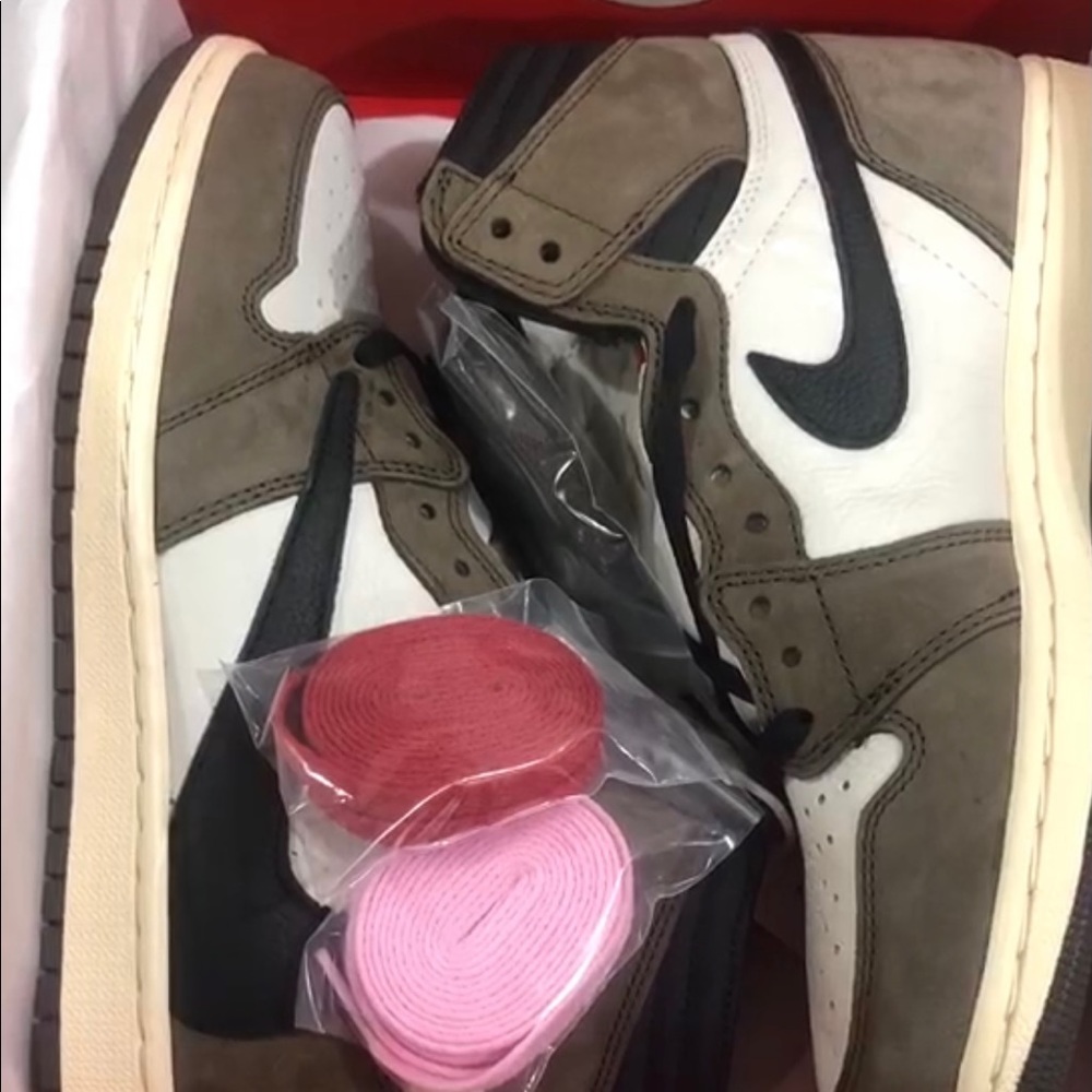 Nike Travis Scott retros
